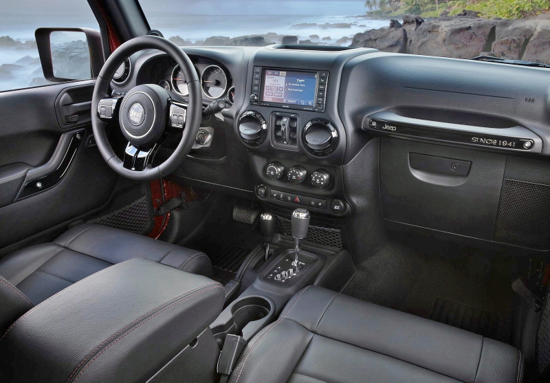 Illustration for article titled 2014 Jeep Wrangler Unlimited: Off-Road Tested On Nitto's New Dirt Tires